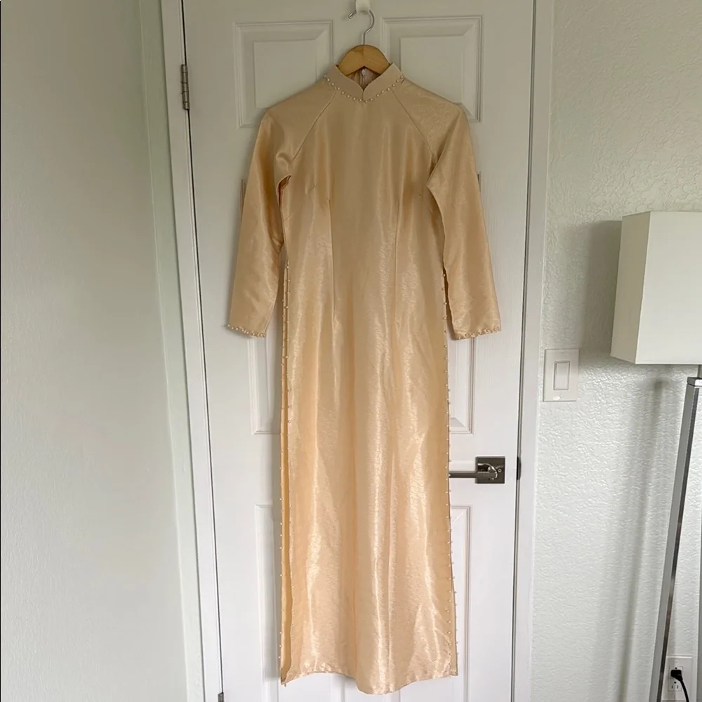 Vietnamese Ao Dai Dress with Beaded Pearls and Pants Set - Picture 2 of 12